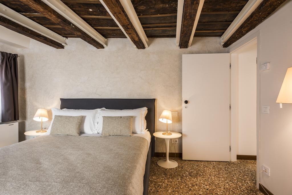 Myplace Campo Santa Margherita Apartments Benátky Exteriér fotografie