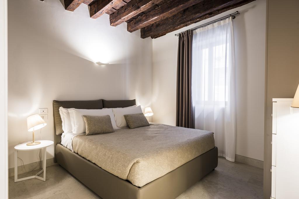 Myplace Campo Santa Margherita Apartments Benátky Exteriér fotografie